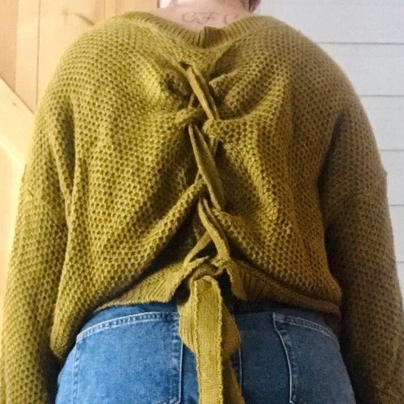 Express sweater - Picture 2 of 2